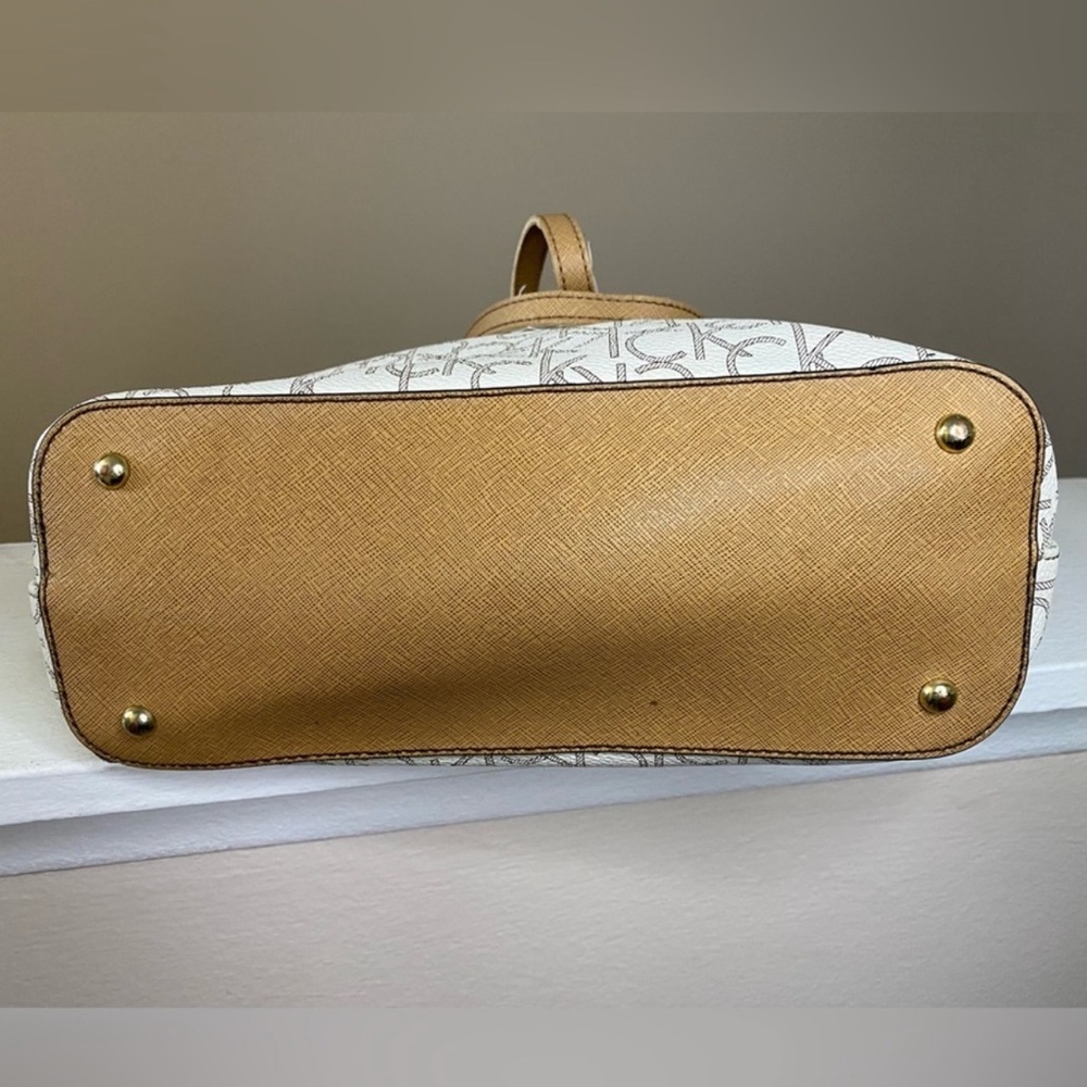 Calvin Klein Tote Monogram Pattern Ivory Cream Shoulder Bag - Picture 3 of 5